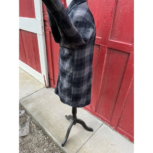 Metal Mulisha Mens Grey Plaid Button Down Flannel Size Large - Picture 6 of 9